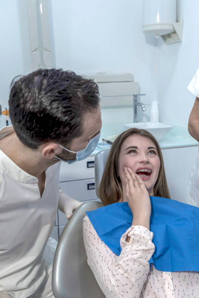 Best Mobile Emergency Dentist in Ford City, CA